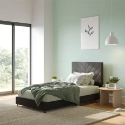 Yanis Upholstered Bed With USB - Room & Joy